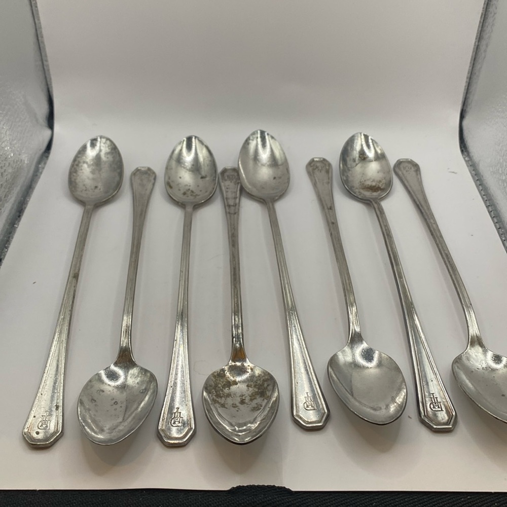 International Silver Co silver plated ice tea spoons set of 8 need polishing VTG